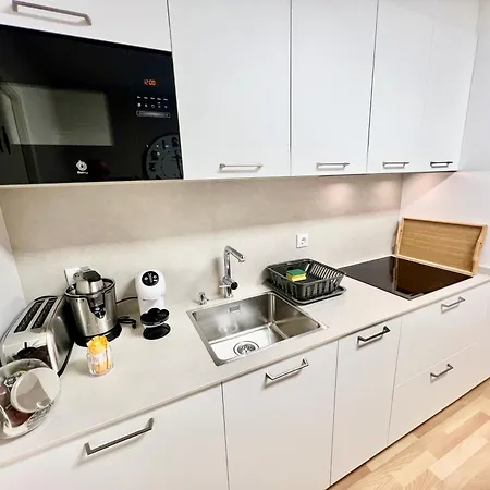 Апартаменты Reveriano Soutullo