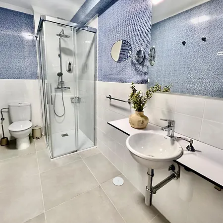 Reveriano Soutullo *